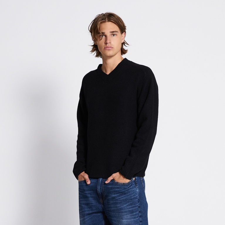 V-neck knit sweater "Manne" Black